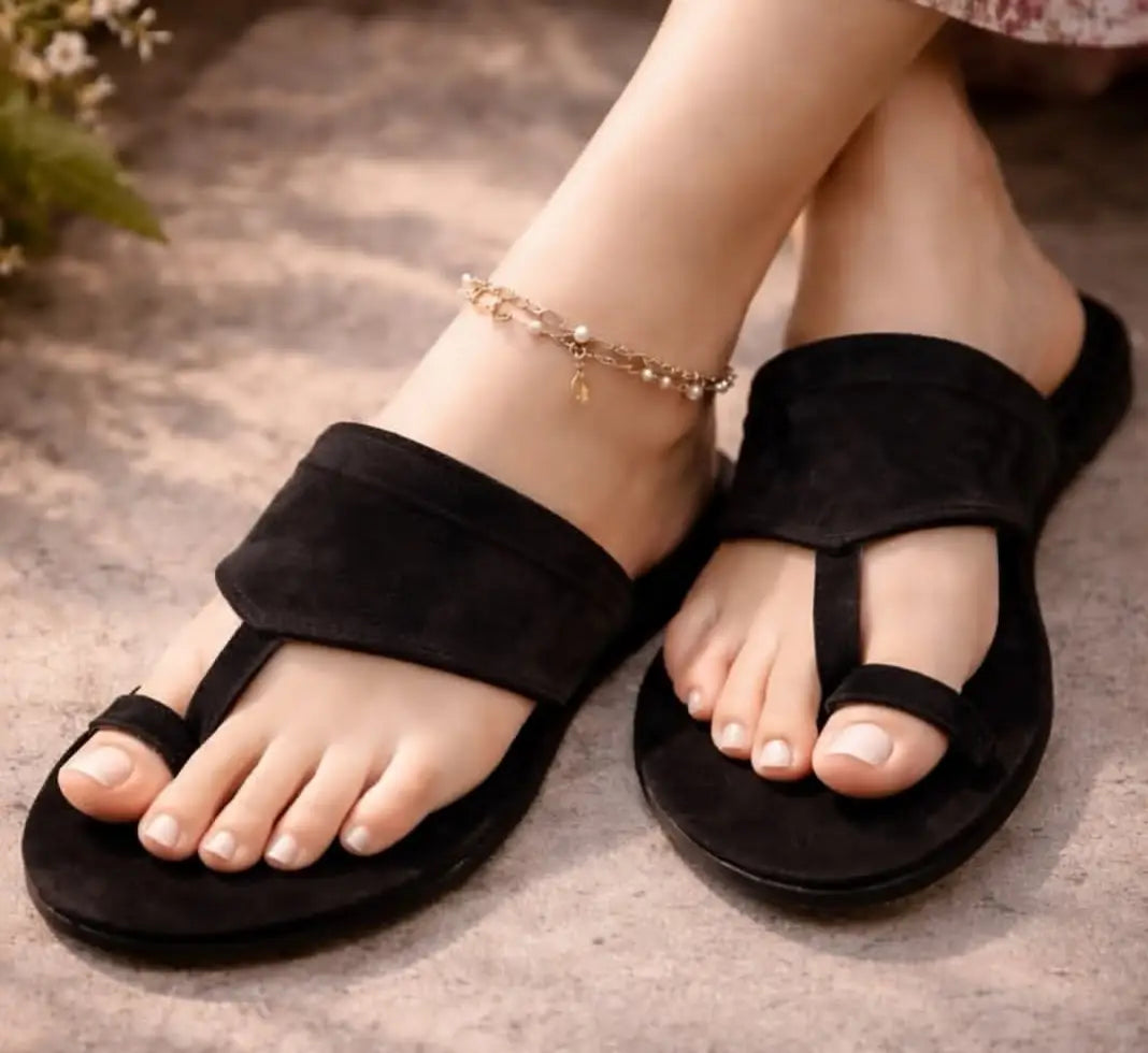 Women’s Velvet Formal Kolhapuri Chappal